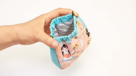 DIY CUTE SNAP BAG – sewingtimesblog Dog Pouch, Diy Pouch, Cute Pouch, Snap Bag, Dog Treat Pouch, Pouch Diy, Purse Tutorial, Treat Pouch, Diy Bags Patterns