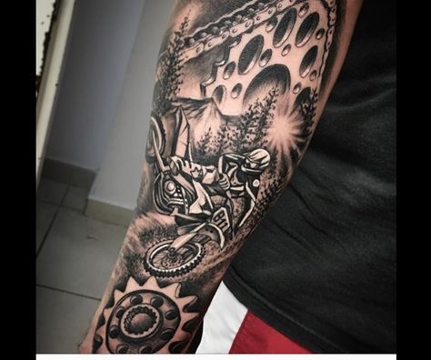 Cross Dirtbike Tattoo Ideas Motocross, Rider Tattoo For Men, Motocross Tattoo For Men, Motorcross Tattoo Ideas, Dirtbike Tattoo, Motocross Tattoo, Dirt Bike Tattoo, Tattoo Bike, Bike Tattoo