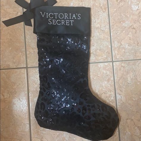 Black Satin Stocking With Sequin Cheetah Print. Victoria’s Secret Written In Silver And Black Bow To Hang The Stocking. New Without Tags Still Has Stuffing Inside. Victorias Secret Aestethic, Christmas Victoria Secret, Mcbling Christmas, Xmas List Ideas, Victoria Secret Christmas, Vintage Victoria Secret, Christmas Dreaming, Trashy Y2k, Black Gifts