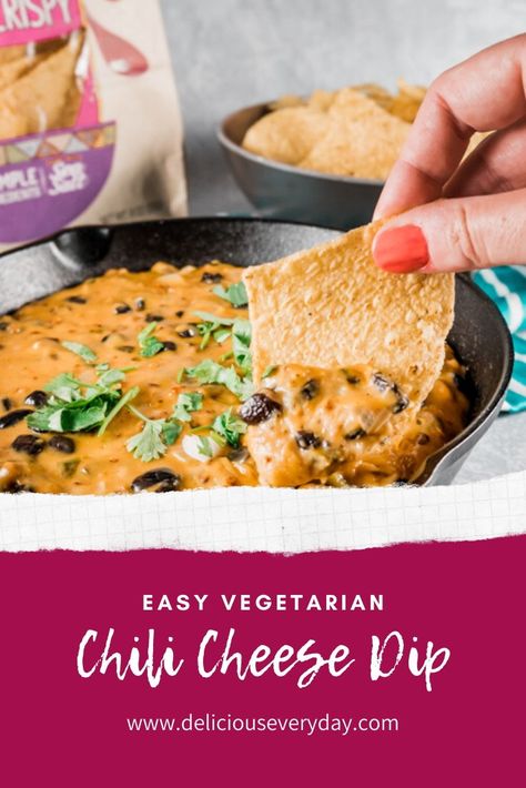 This Vegetarian Chili Cheese Dip is packed with fresh veggies, spicy jalapenos, and hearty black beans. It takes just 20 minutes to prepare, and is sure to be a hit at your next fall football party. Plus, it’s an easy dip recipe that’s 100% vegetarian and gluten-free. #chilirecipe #cheesedip #diprecipe #vegetariandip Vegetarian Chili Cheese Dip, Vegetarian Dip Recipes, Fall Football Party, Chilli Cheese Dip, Chili Bean Dip, Easy Vegetarian Chili, Vegetarian Super Bowl, Bean Cheese Dip, Vegetarian Chile