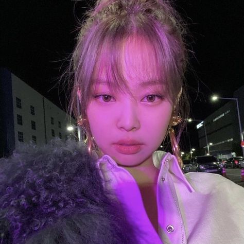 jennie blackpink selca lovesick girls purple icon 17 Kpop, Jennie Kim Blackpink, Girl Crushes, Kim Jisoo, Blackpink Photos, Lalisa Manoban, The Villain, العناية بالشعر, Blackpink Jennie