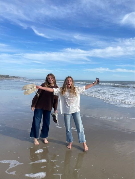 Monday Outfit, Sufjan Stevens, Cold Weather Outfit, California Summer, Beach Friends, Friends Travel, Travel Outfits, Gal Pal, Beach Poses