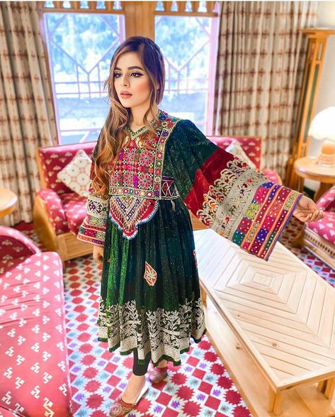 New Party Wear Indian Dress, Pathani Frock, Afghan Wedding Dress, Afghani Dresses, Afghani Clothes, Afghan Girl, Funky Dresses, Pakistani Wedding Outfits, Afghan Fashion