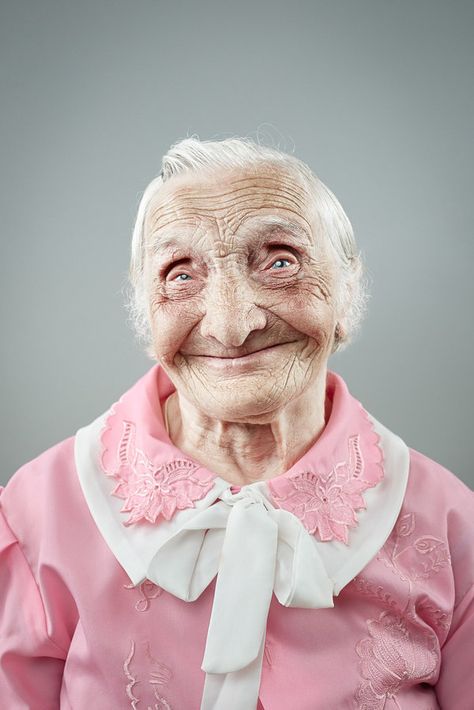 You Won't Stop Smiling At These Photos Of Happy, Grinning Seniors | Huffington Post Heartwarming Photos, Photographic Projects, William Eggleston, Old Faces, Photography Series, Annie Leibovitz, Old Woman, Face Expressions, Old People