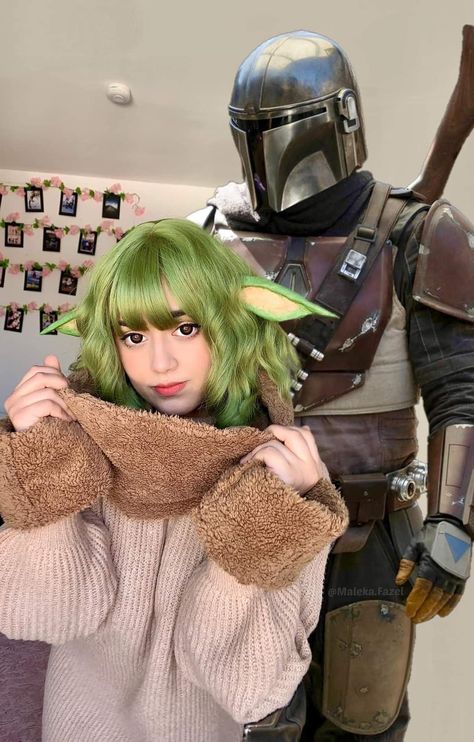 Grogu Costume Women, Grogu Halloween Costume, Cosplay Ideas Star Wars, Grogu Cosplay, Star Wars Cosplay Ideas, Yoda Costume Diy, Grogu Costume, Easy Star Wars Costumes, Yoda Cosplay