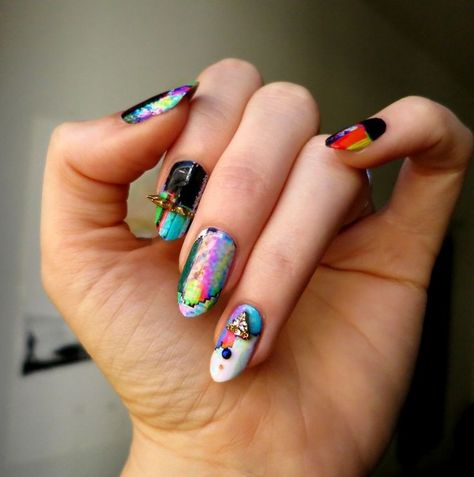 Glitch Nails, Nail Design Glitter, Nail Ring, Popular Nails, Glitch Art, Nail Shapes, Cool Nail Art, Nail Wraps, Love Nails