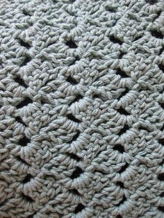 Crochet Sell Stitch Tutorial and Patterns | StitchPieceN'Purl.com Slanted Shell Stitch, Shell Stitch Crochet Pattern, Beautiful Crochet Stitches, Shell Stitch Crochet, Stitch Crochet Pattern, Baby Afghan Patterns, Crochet Shell Stitch, Crochet Geek, Baby Rugs