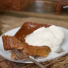 Persimmon Pulp, Baked Pudding, Persimmon Cookies, Persimmon Pudding, Persimmon Recipes, Fall Eats, Winter Dessert, Travel People, Scones Ingredients