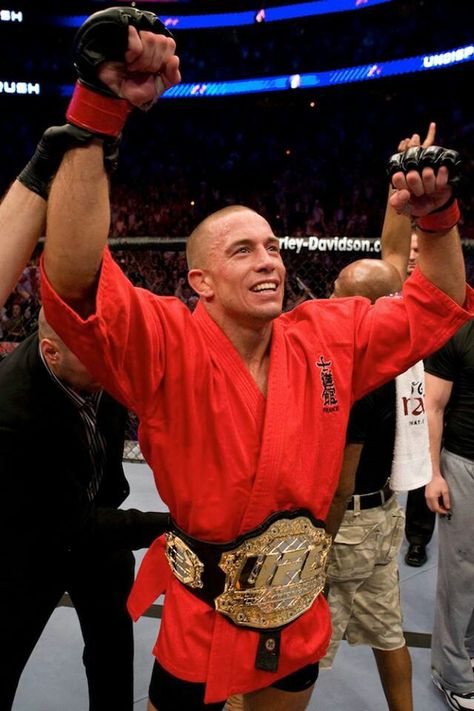 GSP-UFC Welterweight champ. #MMA #UFC #Fight Gsp Ufc, St Pierre Ufc, George Saint Pierre, Georges St Pierre, George St Pierre, Ufc Fighters, Mma Boxing, St Pierre, Krav Maga