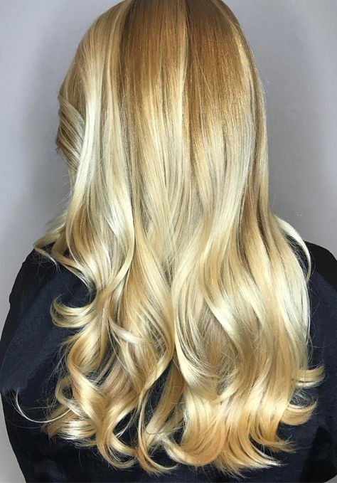 Blond Hair Tones, Blonde Hair Ideas For Pale Skin, Lemon Blonde Hair, Bright Golden Blonde Hair, Best Blonde For Pale Skin, Light Golden Blonde Hair, Oc Hairstyles, Coffee Hair Color, Carmel Blonde