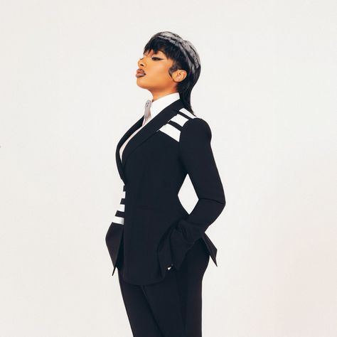 Soul Eater Cosplay, Anime Cosplay Ideas, Megan Thee Stallion, Female Rappers, Los Angeles Style, Amazing Cosplay, Soul Eater, The Kid, Cosplay Dress