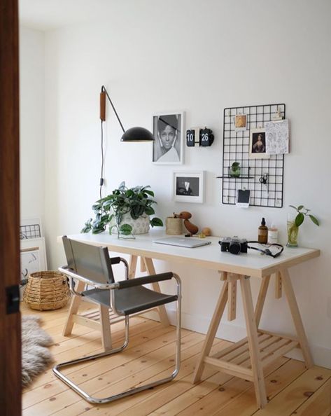 아파트 인테리어, Workspace Inspiration, Hemnes, Clean Office, Home Office Space, Scandinavian Home, Office Inspiration, Home Office Design, Apartment Therapy