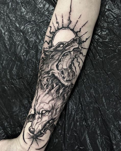 Discover the profound symbolism and artistry of wolf tattoos with us! Uncover meanings, delve into cultural significances, and find your perfect design! Wolf Tattoo Ideas, Turkish Marbling, Scandinavian Tattoo, Wolf Tattoo Sleeve, Marbling Techniques, Forearm Tattoo Design, Wolf Tattoo Design, Creepy Tattoos, Red Ink Tattoos