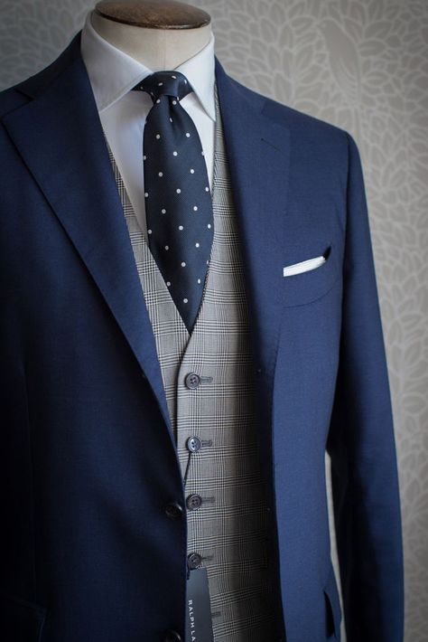 The Perfect Blue for when You Say I Do!~The Best Blue Suits For Men - Mon Cheri Bridals Mans Suit, Gentle Man, Gentleman's Club, Stil Masculin, Classy Suits, Mode Costume, Suit Blue, Suit Waistcoat, Classy Men