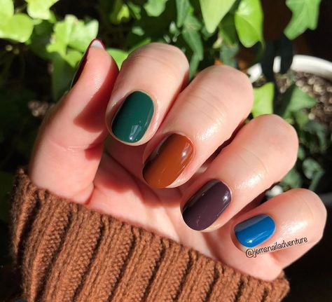 Winter Skittle Nails, Fall Skittle Nails, Mixed Color Nails, Skittles Nails, Skittle Nails, Skittle Mani, Winter Nails Gel, New Service, Classy Acrylic Nails