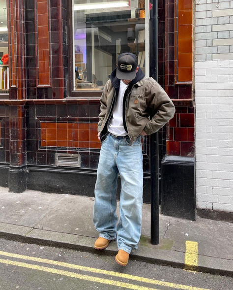 @shrfz_ brings the sunshine to the streets with our iconic Yellow Boots paired flawlessly with baggy jeans. ☀️

👉 Share your looks by tagging @timberland_eu to be featured on our feed!

#Timberland #YesTimberland Timberland Boots Outfit Baggy Jeans, Baggy Jeans Timbs Outfit Men, Grey Timbs Outfit, Outfits With Timberland Boots Mens, Timberland Boot Outfit, Men’s Outfits With Timberland Boots, How To Style Timberland Boots Men, Timberland Fits Men, Men With Beanie