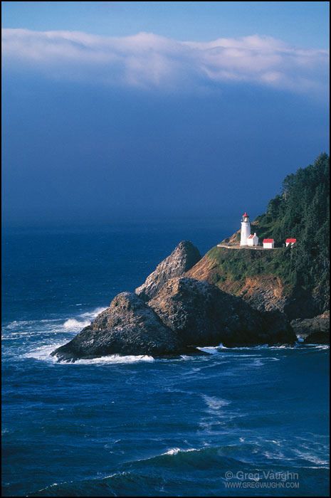 Hook Head Lighthouse, Oregon Lighthouses, Oregon Coast Lighthouses, Heceta Head Lighthouse, Florence Oregon, Light Houses On East Coast, Yaquina Head Lighthouse Oregon, California Roadtrip, Heceta Head Lighthouse Oregon