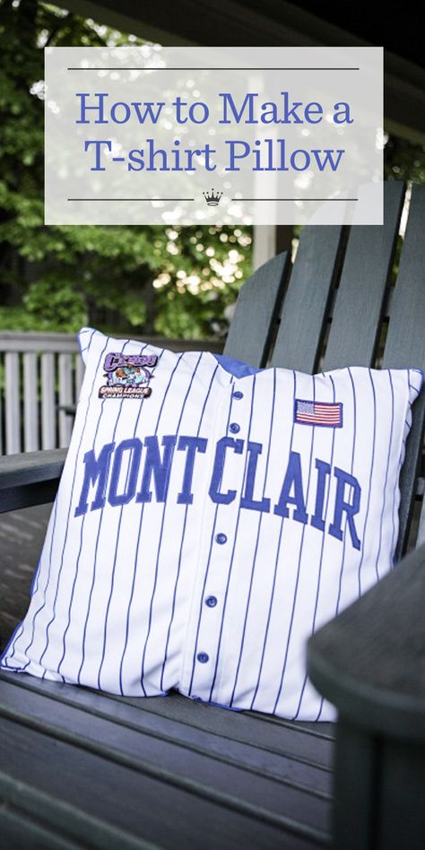 Shirt Pillows Diy, Diy Shirt Pillow, T Shirt Pillow Diy, Ideas For Old Baseball Jerseys, Pillows From Tshirts How To Make, Tshirt Pillows In Memory, Sweatshirt Pillow Diy, T Shirt Pillow Case, How To Make A Pillow Out Of A Tee Shirt