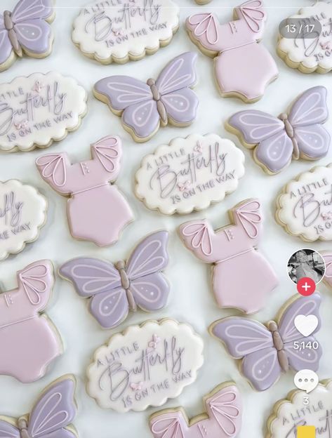 Baby Shower Cookies Butterfly, Butterfly Baby Shower Cake, Pearl Baby Shower, Lavender Baby Showers, Butterfly Baby Shower Theme, Butterfly Cookies, Butterfly Cupcakes, Lavender Butterfly, Butterfly Nursery