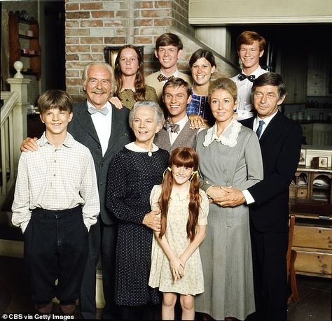 While crediting her chemistry with Waite - who played her screen hubby John Walton Snr - f... Ralph Waite, The Waltons Tv Show, Family Tv Series, Hulk Character, Richard Thomas, The Waltons, Husband And Wife Love, John Boy, Walton Family