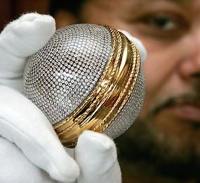 Cricket hits Indian diamond industry for six! - Jeweller Magazine: Jewellery News and Trends Cricket Ball, Expensive Diamond, Cricket Balls, Managing Director, Jewellery Store, Diamonds And Gold, Most Expensive, The Government, Indian Jewellery