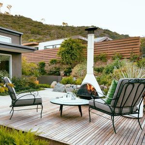 Backyard Mcm Backyard, Midcentury Landscaping, Mid Century Backyard, Mid Century Modern Makeover, Malm Fireplace, Outdoor Landscape Design, California Backyard, Large Backyard Landscaping, Backyard Fireplace