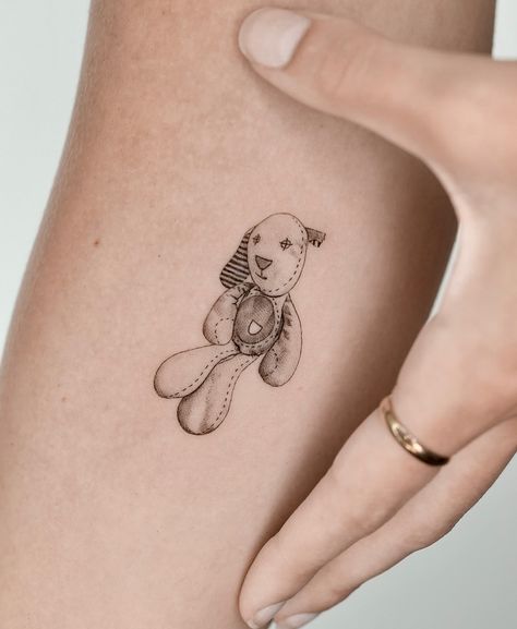 This tattoo is for Harley. It’s her dog Lexi’s favourite toy 🧸 Done at @exp.haus . . . . . #microrealismtattoo #finelinetattoo #londontattoo #londonfinelinetattoo #realistictattoo #tattooidea #londontattoostudio #toytattoo #pettattoo Lineart Dog Tattoo, Dog With Ball Tattoo, Dog Toy Tattoo, Serotonin Dog Tattoo, Line Work Dog Tattoo, London Tattoo, Realism Tattoo, Fine Line Tattoos, Animal Tattoos