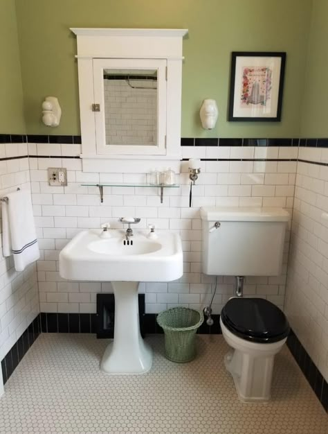 1930 Bathroom, 1920 Bathroom, 1940s Bathroom, 1930s Bathroom, 1920s Bathroom, Bungalow Bathroom, Closet And Bathroom, Vintage Homes, Vintage Bathrooms