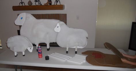 A really sweet friend showed me how to make these sheep.  I made several and used them in lessons on David, the Shepherd and Jesus, the Go... Life Size Sheep Diy, Nativity Props, David The Shepherd, Awana Sparks, Christmas Plays, Nativity Play, Christian Childrens Books, Sheep Drawing, Nativity Costumes