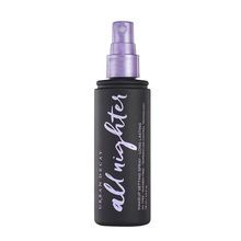 Is makeup meltdown ruining your midnight mojo? Mist on this weightless spray to give your makeup... Make Up Spray, Urban Makeup, Makeup Cantik, Vibrant Makeup, Makeup Sephora, Urban Decay All Nighter, Fixing Spray, Urban Decay Cosmetics, Makeup Spray