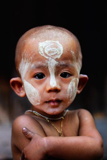 stevemccurry: Burma/Myanmar Shwedagon Pagoda, Steve Mccurry, Big Ears, We Are The World, Many Faces, People Of The World, World Cultures, Interesting Faces, 인물 사진