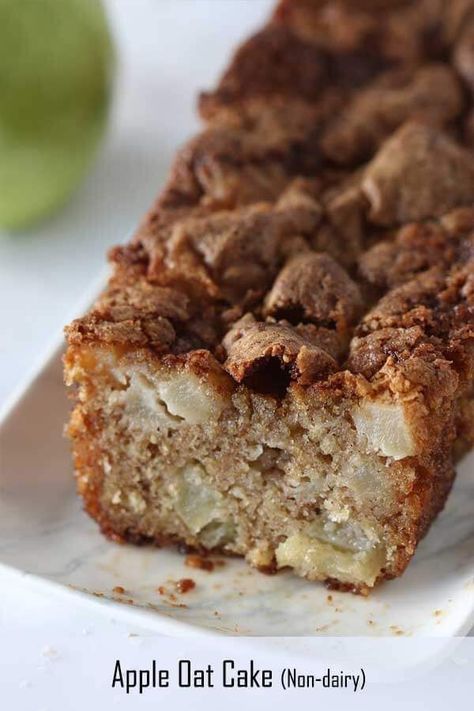 Apple Oat Cake - Renana's Kitchen. Let’s welcome Rosh Hashanah with this delicious and easy to bake Apple Oat Cake! Apple Oat Cake, Parve Desserts, Gluten Free Dairy Free Cake, Dairy Free Cake Recipe, Syrup Cake, Jewish Holiday Recipes, Holidays Recipes, Oatmeal Cake, Dairy Free Cake