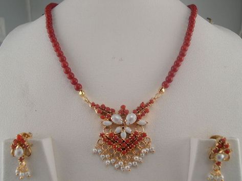 indian jewelry sets | indian jewelry beaded necklaces pearl jewelry page 1 pearl jewelry ... Elegant Pearl Jewelry, Ruby Necklace Designs, Coral Jewelry Set, Necklaces Pearl, Gold Jewelry Simple Necklace, Pearl Necklace Designs, Gold Necklace Indian Bridal Jewelry, Beaded Necklace Designs, Gold Jewelry Stores