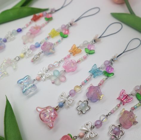 🎀 fairycore keychains 🎀🤍 grab one on my shop! 🛍️ #fairycore #anikanik #fairycoreaesthetic #keychainsph #keychainsforsale Fairycore Aesthetic, Fairy Core, Keychains, I Shop, Quick Saves