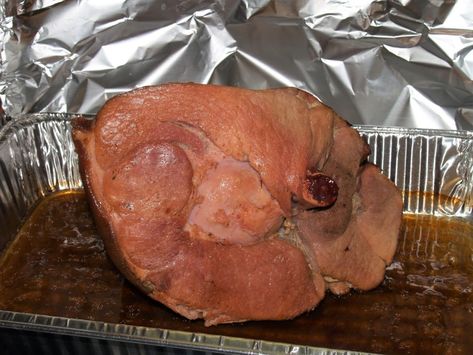 Easy Coke Ham How To Bake Ham, Coke Ham, Bake Ham, Cook A Ham, Precooked Ham, Thanksgiving Ham, Ham In The Oven, Oven Bag, Roasted Ham