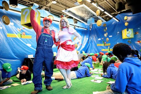 Elementary Shenanigans: The Super Mario Challenge in the Classroom Super Mario Classroom Transformation, Mario Room Transformation, Mario Classroom Transformation, Mario Classroom, Ron Clark Academy, Hope King, Spanish Education, Ron Clark, Classroom Engagement