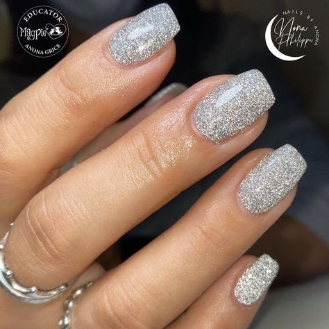 Need we say more? 😍⠀ ⠀ If you haven’t gotten your hands on ECLIPSE flash glitter yet, what are you waiting for?! ⠀ ⠀ This glitter is part of the Celestial Collection and is highly reflective! We cannot get enough of this stunning glitter and its not hard to see why! ✨⠀ ⠀ 🛒 Bring your sparkly glitzy nail designs to life by shopping ✨𝐄𝐂��𝐋𝐈𝐏𝐒𝐄✨ online at www.MagpieBeautyUSA.com Silver Sparkly Nails, Silver Glitter Nails, Natural Nail Designs, Graduation Nails, Give Me Strength, Sparkle Nails, Loose Glitter, Star Nails, Butterfly Nail