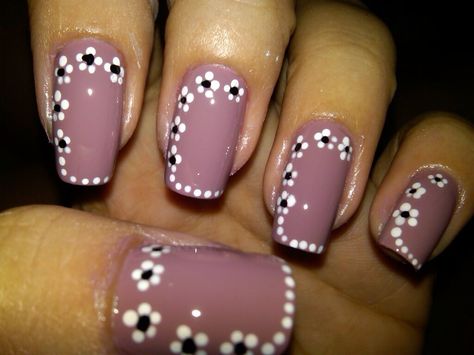 Nail Art Dotting Tool, Dot Nail Art Designs, Dot Nail Designs, Gel Nail Art Designs, Dot Nail Art, Flower Nail Designs, Pretty Nail Art Designs, Dots Nails, Nail Art Designs Videos