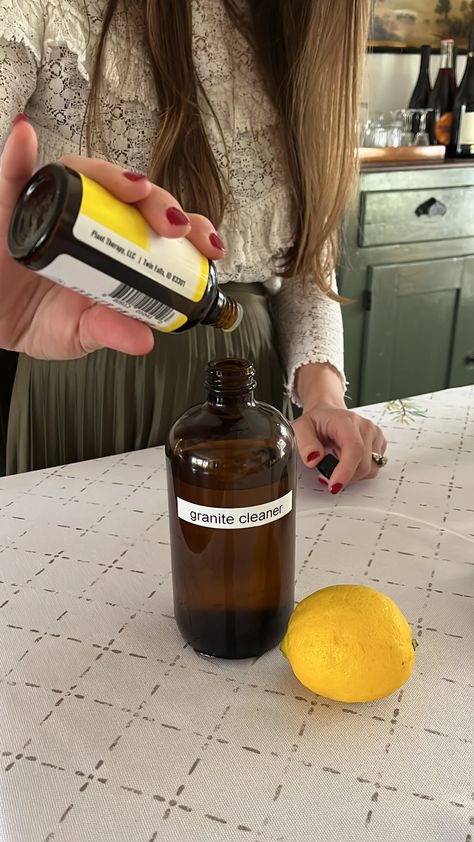 Hello there, fellow homemakers! As someone who spends most of my time at home, I'm always looking for ways to keep my living space clean and tidy without filling it with harmful chemicals. That's why I'm excited to share with you my favorite recipe for a non-toxic all-purpose cleaner. Homemade All Purpose Cleaner, Granite Cleaner, All Purpose Cleaner, Best Shakes, House Smell, Smell Fresh, House Smells, Clean Skincare, Diy Homemade