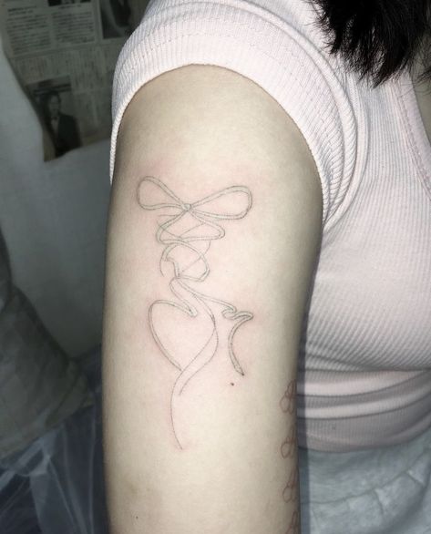 Artsy Tattoos, Funky Tattoos, Doll Tattoo, Bow Tattoo, Small Pretty Tattoos, Bow Coquette, Discreet Tattoos, Girly Tattoos, Dainty Tattoos