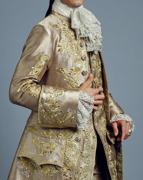 1760s Fashion, 17th Century Fashion, Outlander Season 2, Rococo Fashion, Century Dress, Royal Clothing, Period Outfit, Victorian Clothing, Androgynous Fashion