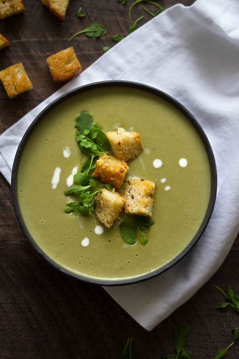 French Sorrel Soup with Garlic Parmesan Croutons — Cooking with Cocktail Rings French Sorrel, Sorrel Recipe, Parmesan Croutons, Santa Monica Farmers Market, Sorrel Soup, French Soup, Parmesan Potatoes, Sour Soup, Eat Seasonal