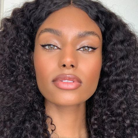 Gemini Makeup Looks, Gemini Rising Makeup, Glow Makeup, Fox Eyes, Face Beat, Spring Makeup, Glam Looks, Makeup Designs, Brown Skin