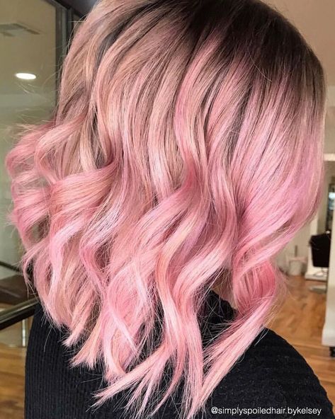 ⁣⁣ LAfter pre-lightening and a shadow root, Hair Artist used #ViralColorwash in Pastel Light Pink and #ViralColorditioner with #BondFix in… Pastel Pink Hair With Shadow Root, Pink Hair With Shadow Root, Shadow Root Hair, Aline Haircuts, Shadow Roots Hair, Pale Pink Hair, Colored Hair Roots, Dark Roots Hair, Pink Short Hair