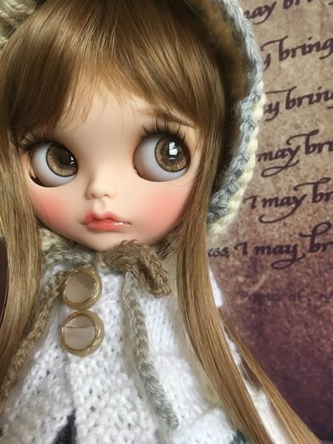 Doll Aesthetic, Blythe Outfit, Blythe Custom, Victorian Dolls, Unique Dolls, Old Dolls, Bunny Girl, Pretty Dolls, Blythe Doll