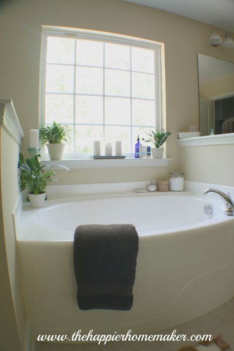 Decorating Around a Bathtub | The Happier Homemaker Decorating Around Bathtub, Garden Tub Decor Master Bath, Garden Tub Ideas, Tub Decor Master Bath, Garden Tub Decor, Garden Tub Decorating, Bathroom Tub Decor, Tub Decorating Ideas, Tub Bathroom Ideas