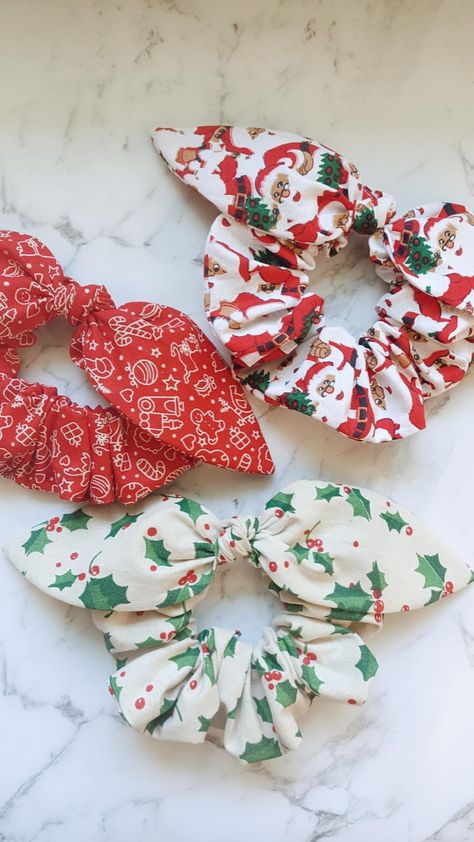 Available at our Etsy store Christmas Scrunchie Ideas, Diy Christmas Hair Accessories, Diy Christmas Accessories, Scrunchies Pattern, Diy Hairband, Hairband Crochet, Christmas Scrunchies, Pattern Design Ideas, Crochet Scrunchies