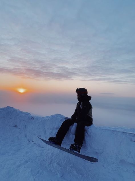 Snowboarding Pics, Snowboard Aesthetic, Snowboarding Aesthetic, Skiing Aesthetic, Ski Aesthetic, Snow Boarding, Go Skiing, Snow Trip, Shotting Photo