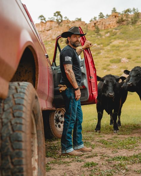 A good old truck, grass puppies & fresh air. Can’t beat it. @ciardullo_cattle_co for @patriotcrew.co Old Truck, Men Photoshoot, Hot Boots, Beat It, Old Trucks, Big Trucks, Good Old, Fresh Air, Photo Poses