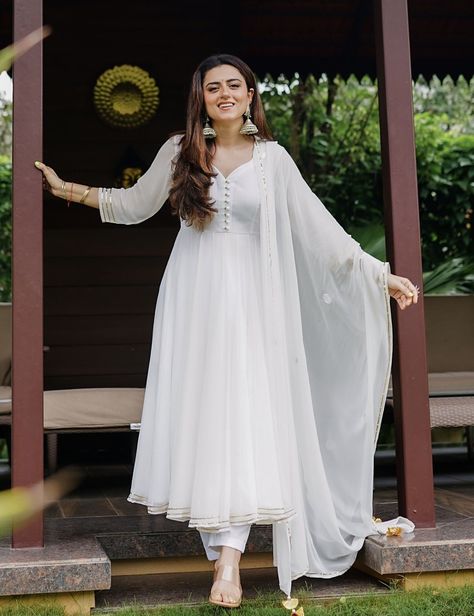 Self Made Billionaire, Kurtis Patterns, White Anarkali Dress, Opposite Attracts, White Kurtis, White Anarkali Suits, Salwar Suits For Women, Colour Aesthetic, White Anarkali